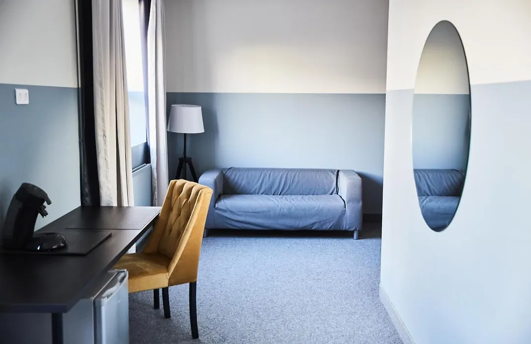 Base Hotel By Keflavik Airport-1